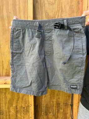 Hollister Men's Charcoal Utility Belted Shorts
